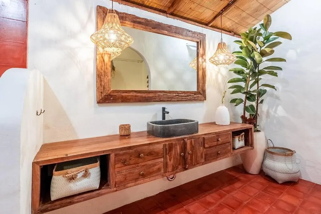 Newly Renovated Trendy 3Bdrs Villa - Bingin Center Pecatu   Pecatu (Bali)