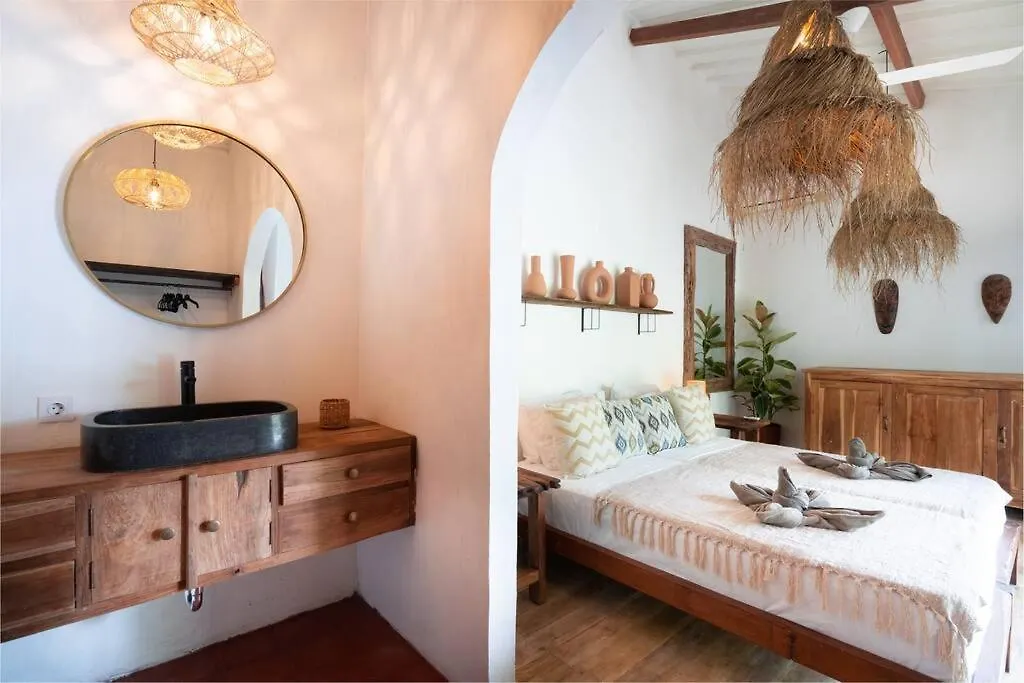 Newly Renovated Trendy 3Bdrs Villa - Bingin Center Pecatu
