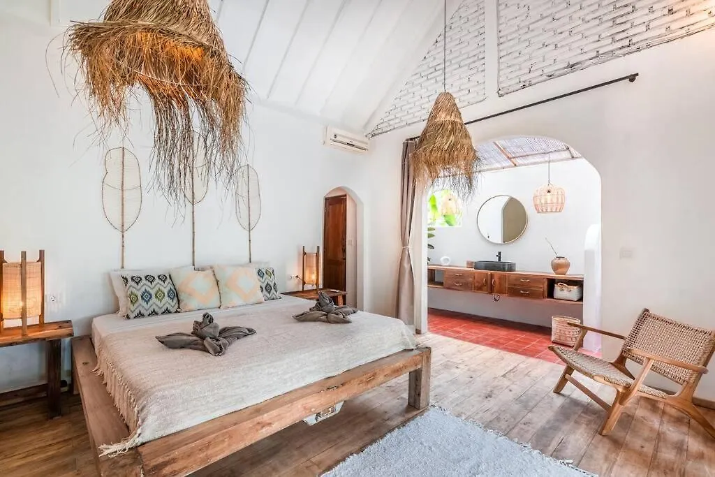 Newly Renovated Trendy 3Bdrs Villa - Bingin Center Pecatu