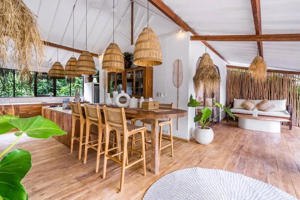 Newly Renovated Trendy 3Bdrs Villa - Bingin Center Pecatu  Indonesia
