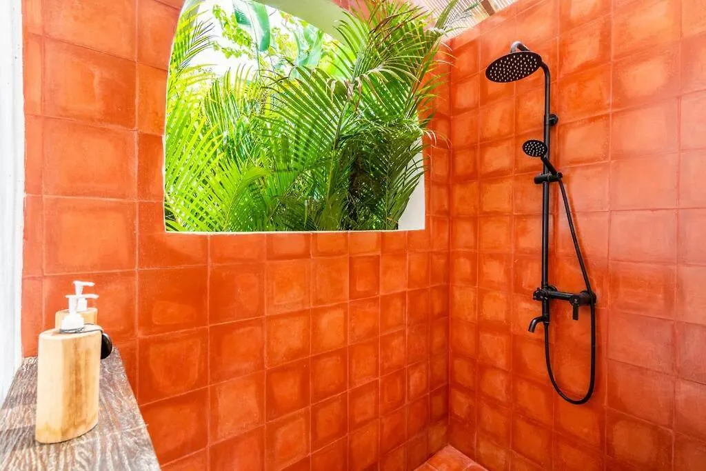 Newly Renovated Trendy 3Bdrs Villa - Bingin Center Pecatu